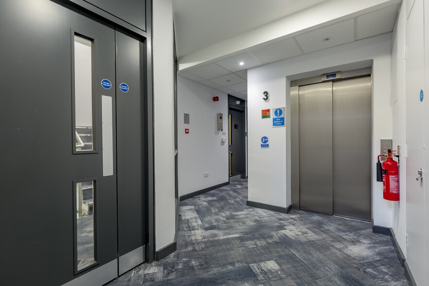 40-42 George St, Edinburgh à louer - Photo intérieure – Image 3 sur 16