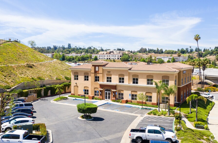 1447 Ford St, Redlands, CA à louer - Photo principale – Image 1 sur 6