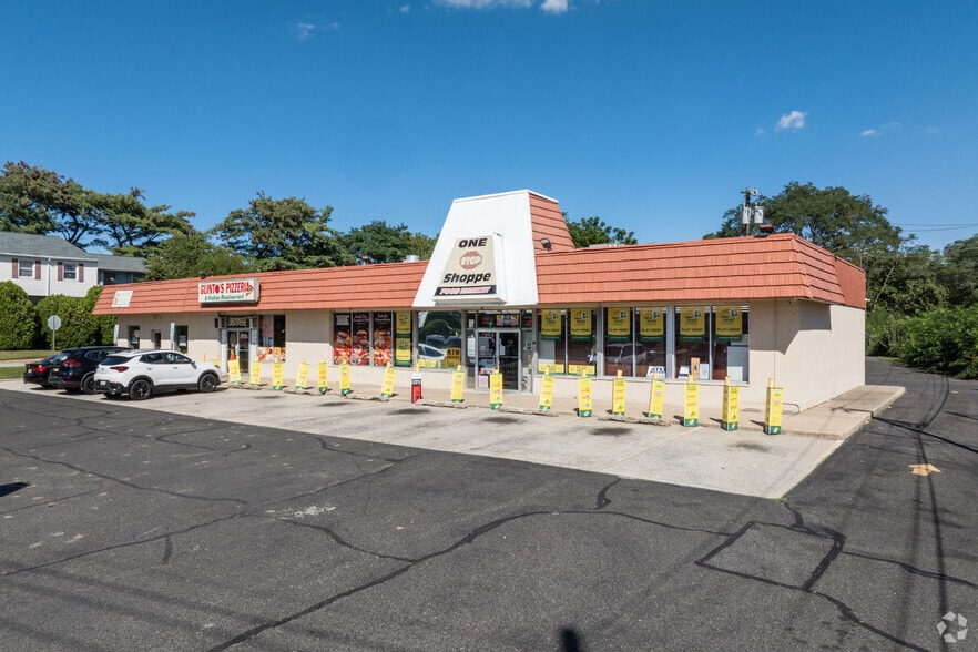 772 Eayrestown Rd, Lumberton, NJ à louer - Photo principale – Image 1 sur 6
