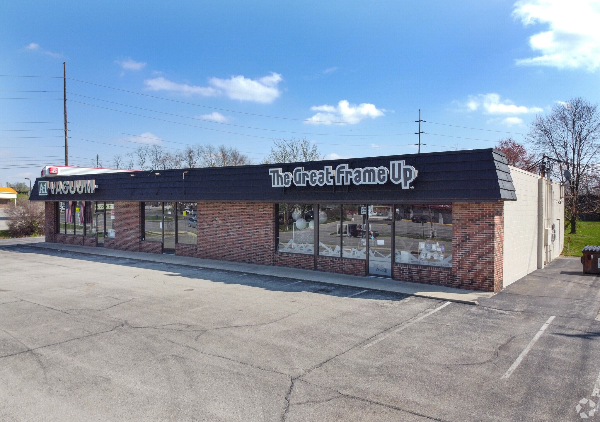 4209-4213 E 62nd St, Indianapolis, IN à vendre Photo principale– Image 1 sur 24