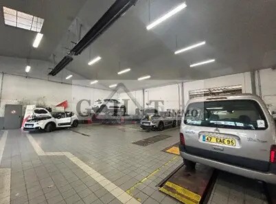 Industriel/Logistique dans Persan à vendre - Photo de l’immeuble – Image 3 sur 5