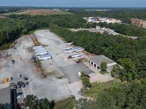 7735 Bishop Rd, Fairburn, GA à louer Aérien– Image 2 sur 8