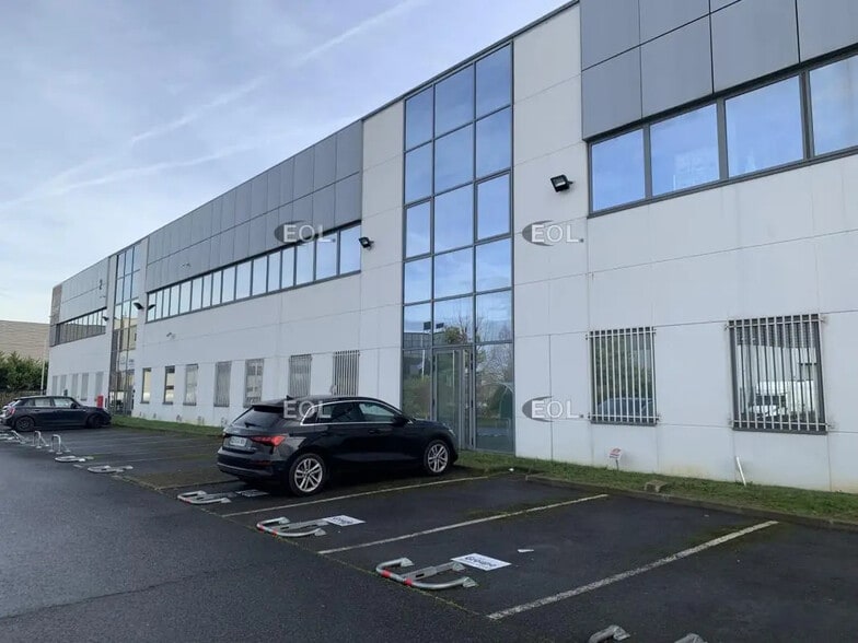 99-101 Rue De La Bongarde, Gennevilliers à louer - Photo de l’immeuble – Image 2 sur 10