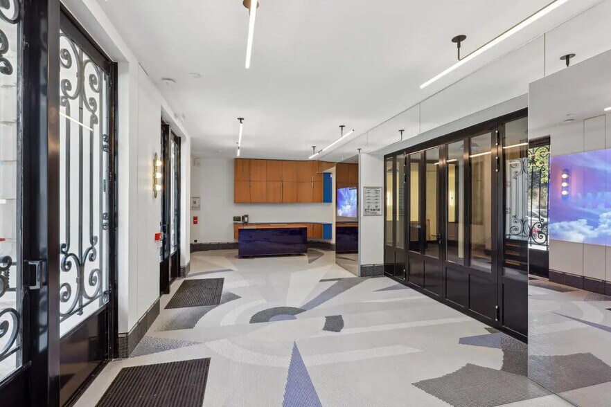 Bureau dans Paris à louer - Photo de l’immeuble – Image 3 sur 42