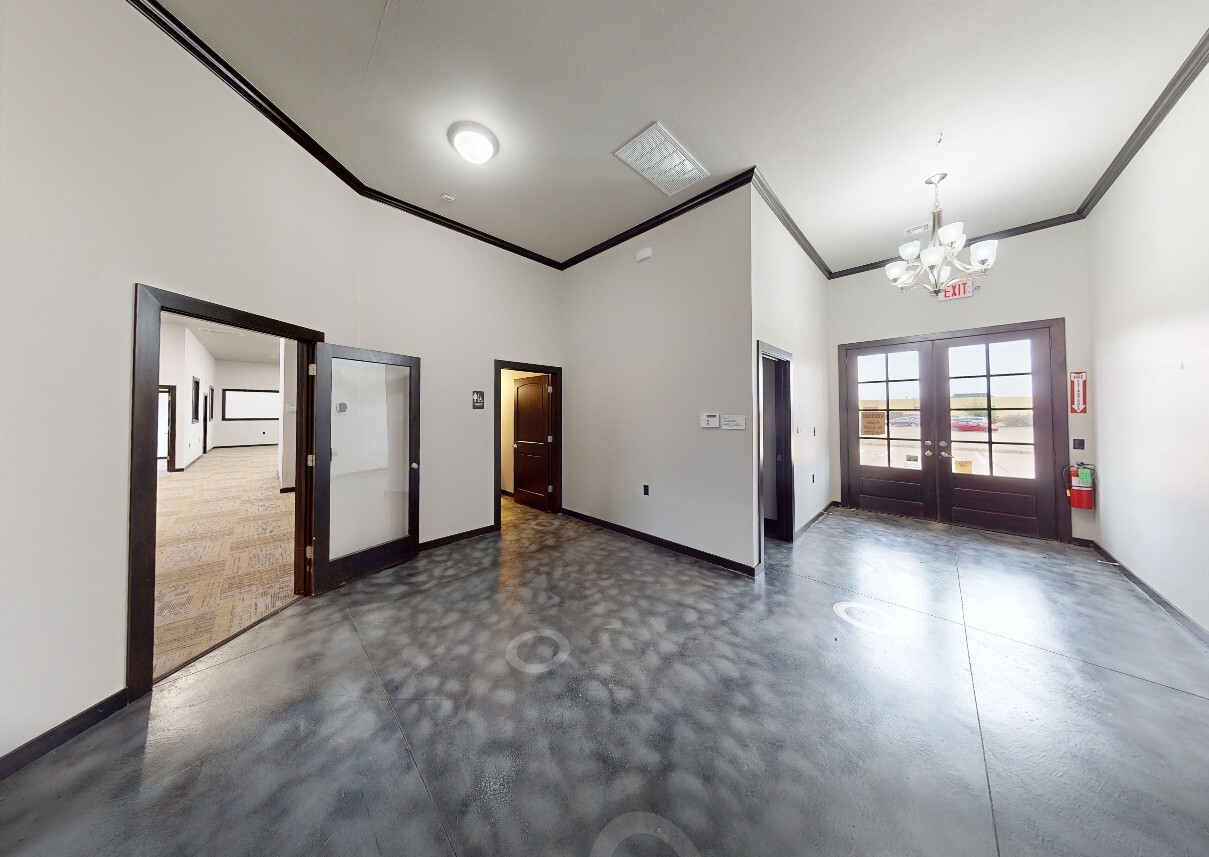 1716 Signal Ridge Dr, Edmond, OK 73013 - Lot B - - Photo intérieure - Image 1 of 5