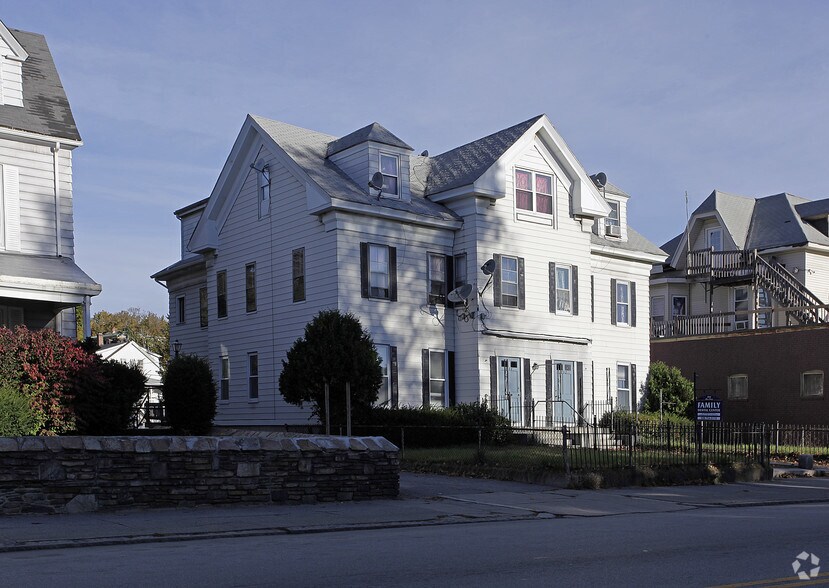 862-864 Main St, Worcester, MA à vendre - Photo de l’immeuble – Image 2 sur 2