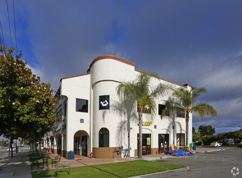 41 Serra Way, Milpitas, CA à vendre - Photo de l’immeuble – Image 3 sur 13