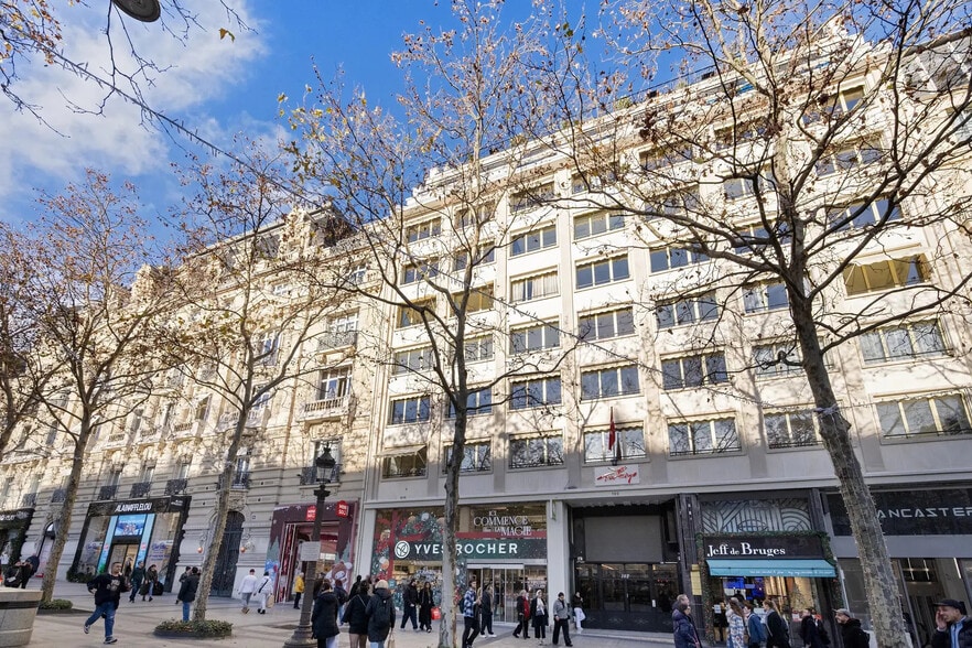 Bureau dans Paris à vendre - Photo de l’immeuble – Image 1 sur 8