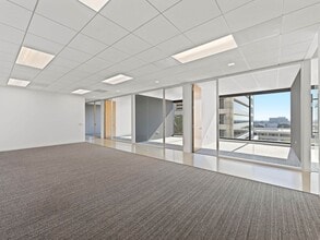 11150 Santa Monica Blvd, Los Angeles, CA à louer Photo intérieure– Image 1 sur 12