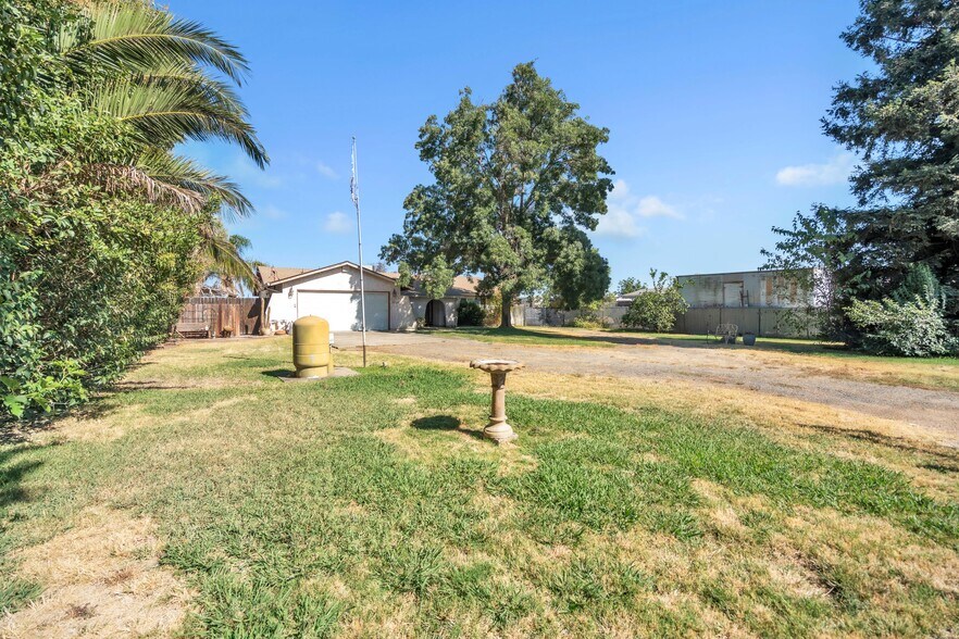 7028 26th St, Rio Linda, CA à vendre - Photo principale – Image 1 sur 41
