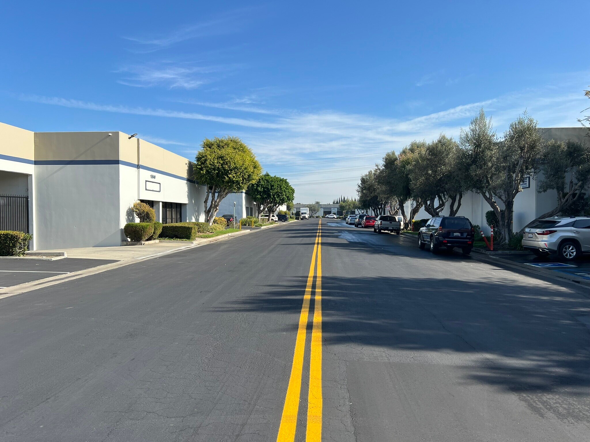 15930-15962 Downey Ave, Paramount, CA à louer Photo de l’immeuble– Image 1 sur 12