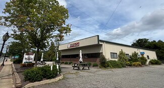 Plus de détails pour 522 N Main St, Farmville, VA - Local commercial à vendre