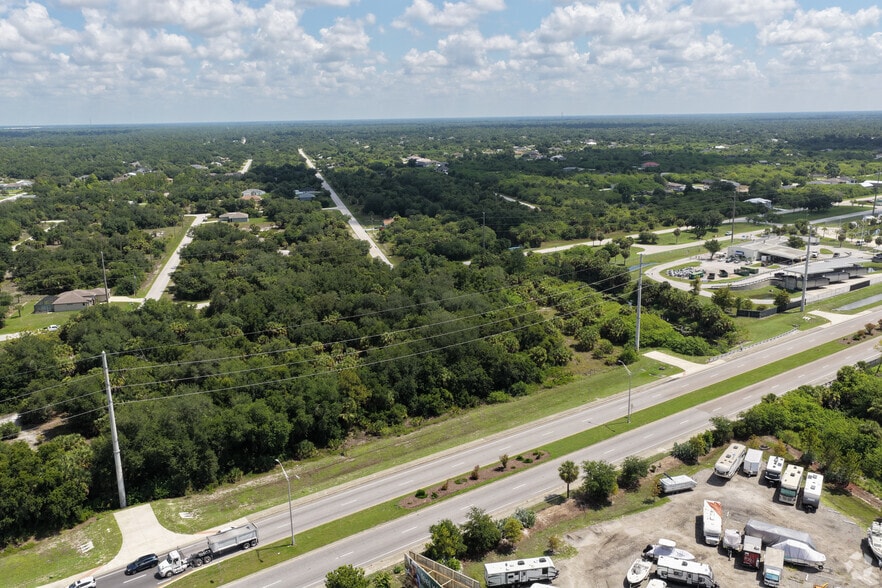 Veterans Blvd 8 Acres portefeuille de 2 biens à vendre sur LoopNet.fr - Photo principale – Image 2 sur 2