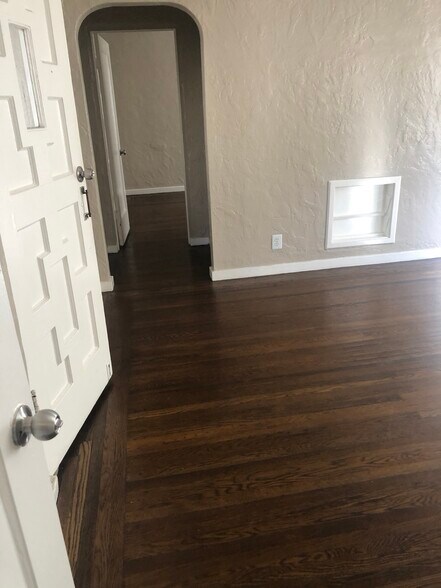 2995 Woodside Rd, Woodside, CA à louer - Photo de l’immeuble – Image 3 sur 6