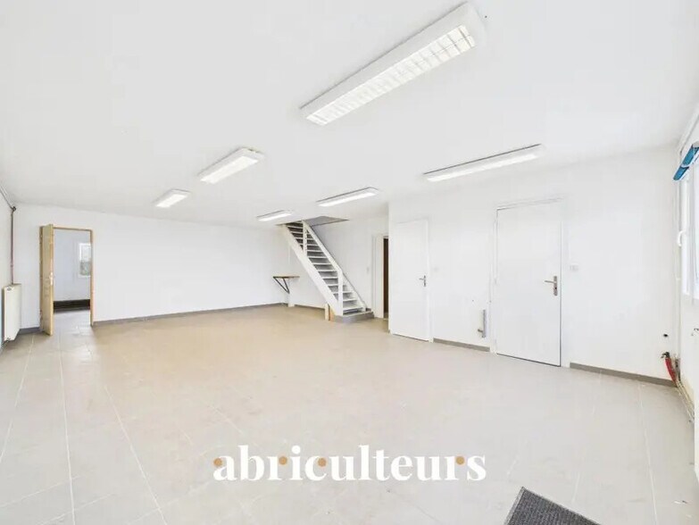 Bureau dans Nogent-le-Phaye à louer - Photo intérieure – Image 3 sur 11
