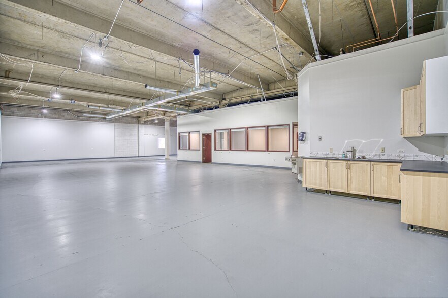 2590 W 2nd Ave, Denver, CO à vendre - Photo intérieure – Image 3 sur 13