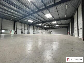 Plus de détails pour Local d'activités à louer