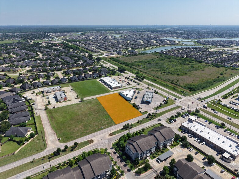 NEC Beechnut St & Grand Mission Grnd Lease blvd, Richmond, TX à louer - Photo de l’immeuble – Image 2 sur 3