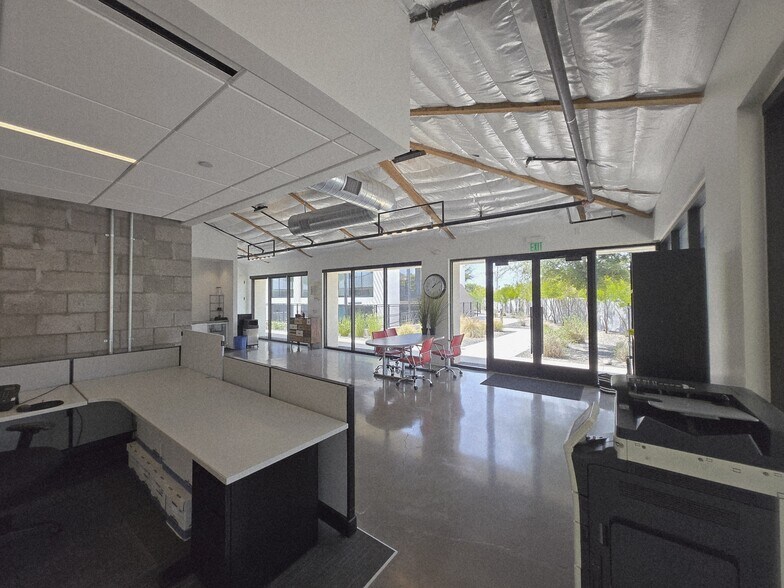6380 E Thomas Rd, Scottsdale, AZ à louer - Photo de l’immeuble – Image 3 sur 14