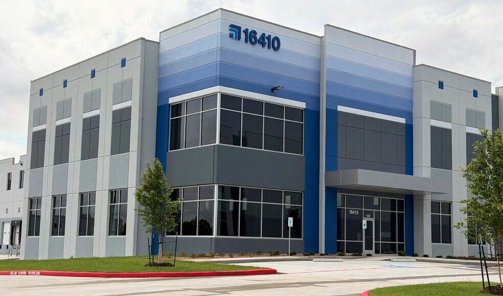 16410 Central Green Blvd, Houston, TX à louer - Photo de l’immeuble – Image 1 sur 5