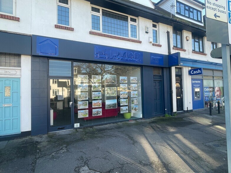 264 Sandbanks Rd, Poole à louer - Photo de l’immeuble – Image 1 sur 6