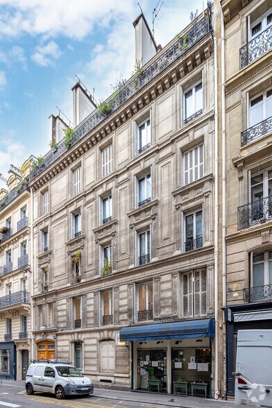9 Rue Sainte-Anne, Paris à louer - Photo principale – Image 1 sur 3