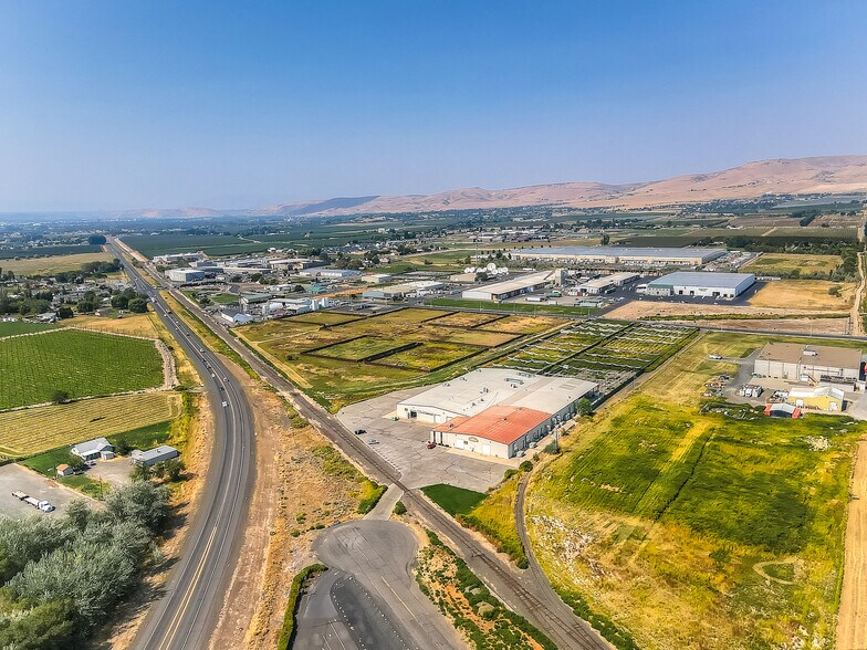 503 W Prospect Rd, Moxee, WA à louer - Photo de l’immeuble – Image 3 sur 23