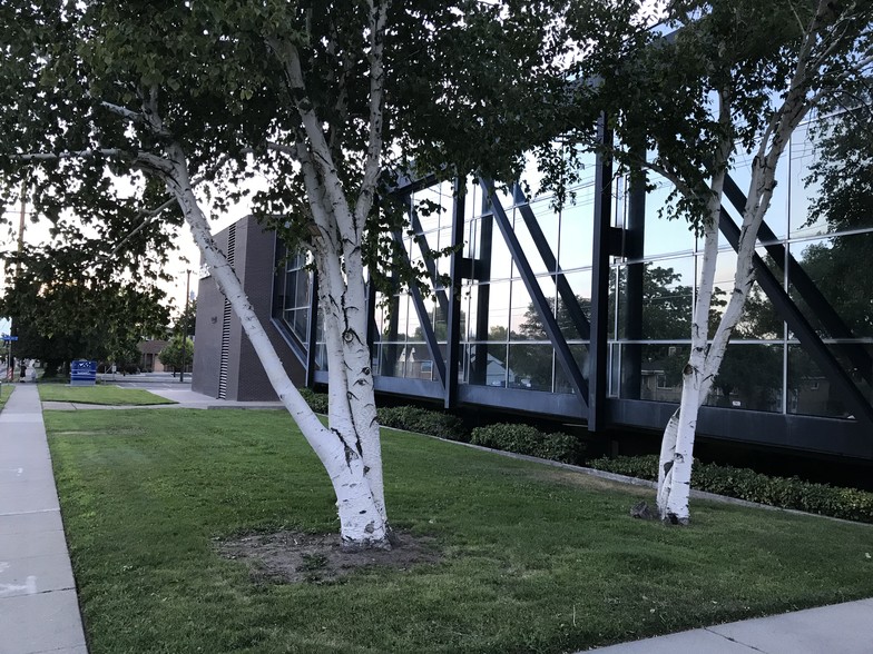 1521 E 3900 S, Salt Lake City, UT à louer - Photo de l’immeuble – Image 2 sur 3