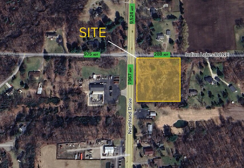 12799 Northland Dr NE, Cedar Springs, MI à vendre - Photo principale – Image 1 sur 1