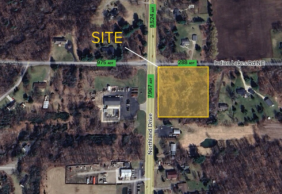 12799 Northland Dr NE, Cedar Springs, MI à vendre Photo principale– Image 1 sur 2