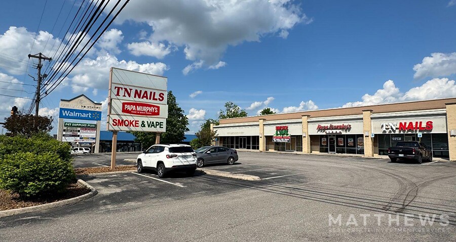 770 S Jefferson Ave, Cookeville, TN à louer - Photo de l’immeuble – Image 2 sur 3