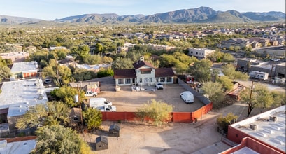 38246 N Hazelwood Cir, Cave Creek, AZ à vendre Photo intérieure– Image 1 sur 6