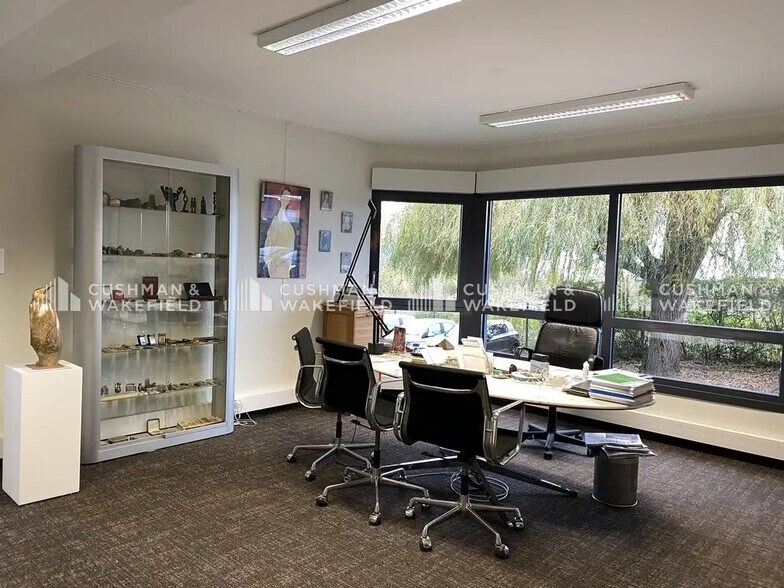 Industriel/Logistique dans Illkirch-Graffenstaden à vendre - Photo de l’immeuble – Image 2 sur 10