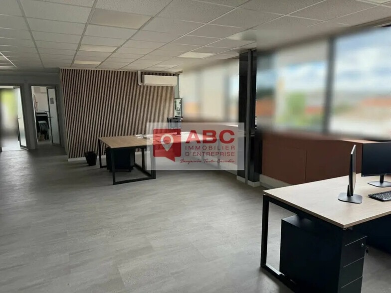 Bureau dans Béziers à louer - Photo de l’immeuble – Image 2 sur 5