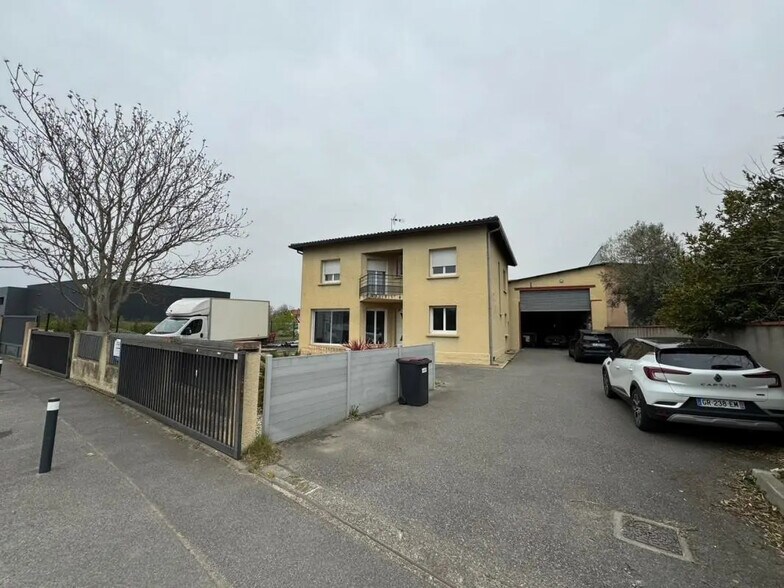 Local d'activités dans Cugnaux à vendre - Photo de l’immeuble – Image 1 sur 10