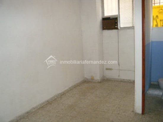 Local commercial dans Cáceres, Cáceres à vendre - Photo de l’immeuble – Image 2 sur 6