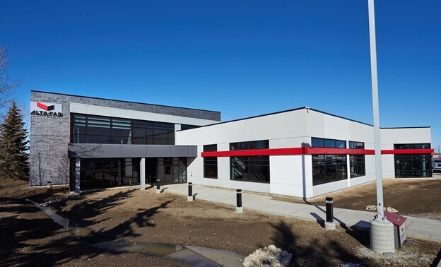 1205 5th St, Nisku, AB à louer - Photo de l’immeuble – Image 2 sur 5
