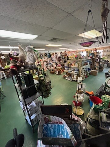 181 State Route 37, New Fairfield, CT à louer - Photo de l’immeuble – Image 3 sur 13