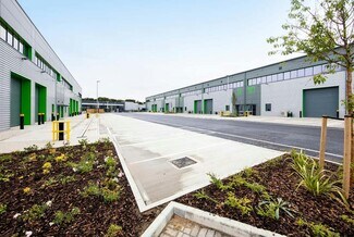 Plus de détails pour Vale Rd, Tonbridge - Industriel/Logistique à louer