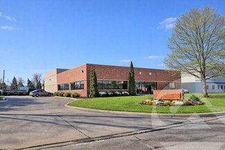 Plus de détails pour 1866 Woodslee Dr, Troy, MI - Industriel/Logistique à louer