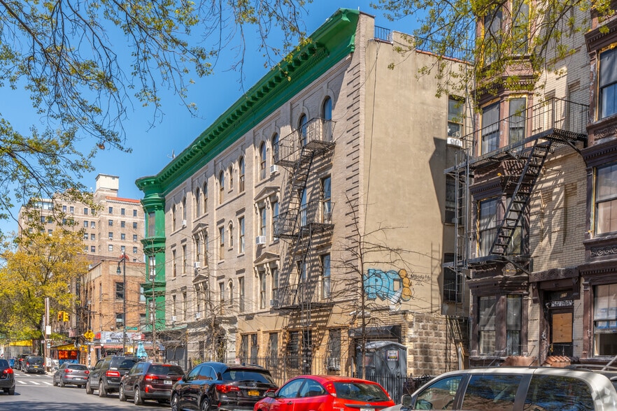 685-687 Franklin Ave, Brooklyn, NY à louer - Photo de l’immeuble – Image 3 sur 3