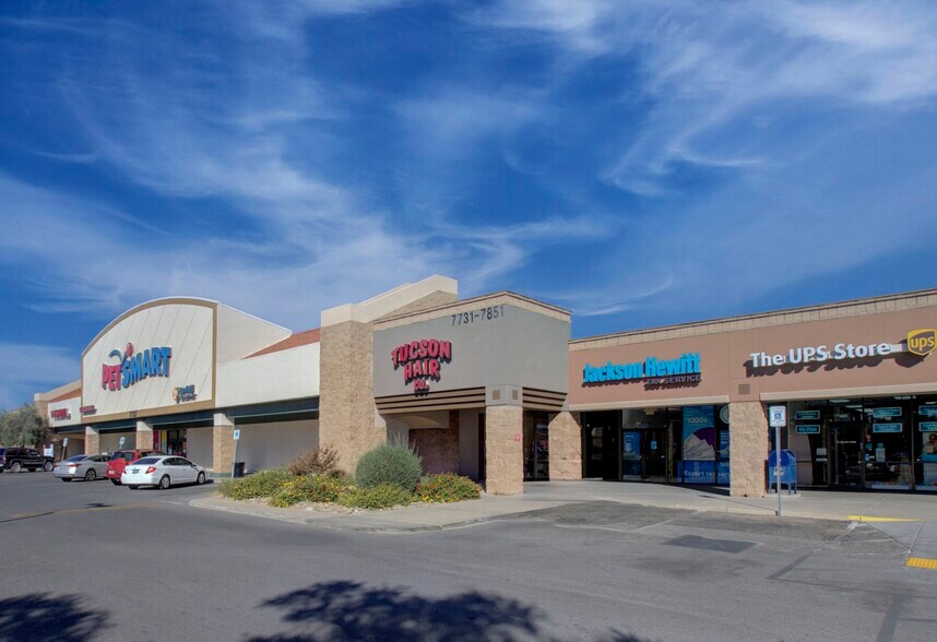 7707-7895 E Broadway Blvd, Tucson, AZ à louer - Photo de l’immeuble – Image 3 sur 10
