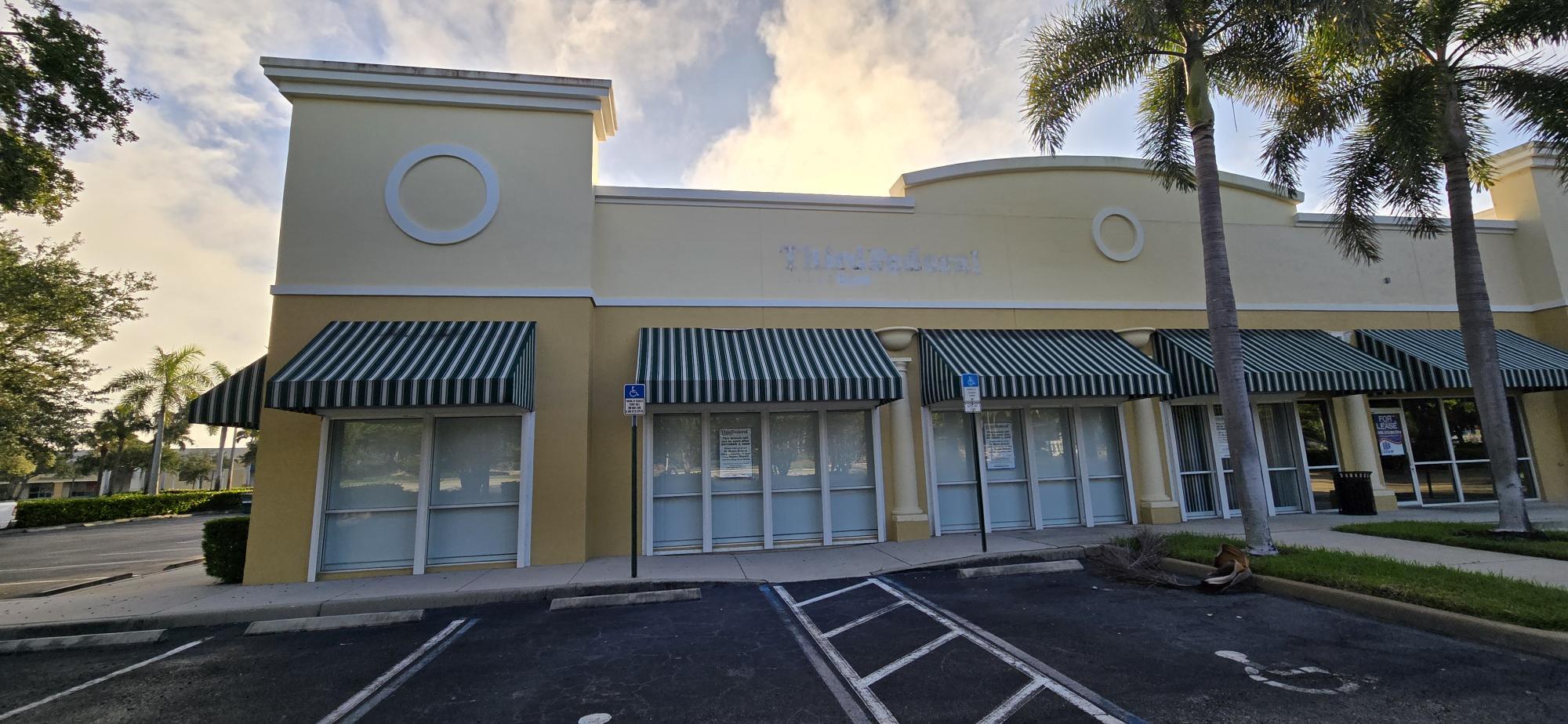 25141-25301 S Tamiami Trl, Bonita Springs, FL à louer Photo intérieure– Image 1 sur 2