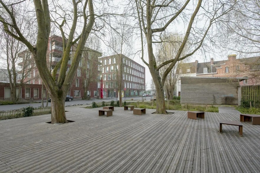 82 Rue Winston Churchill, Lille à louer - Photo de l’immeuble – Image 2 sur 4