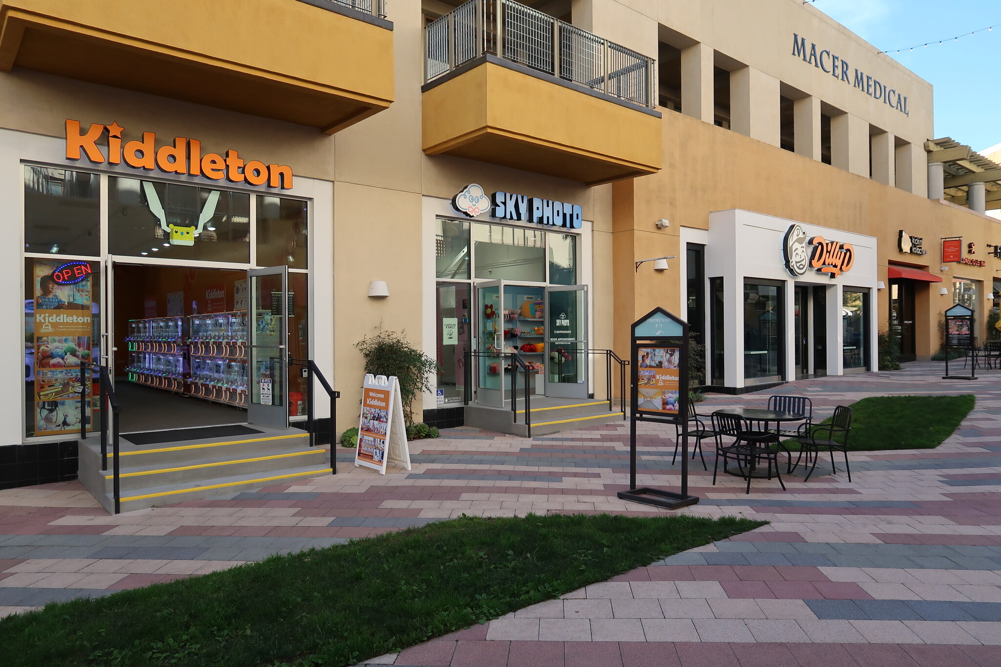 520-550 Deep Valley Dr, Rolling Hills Estates, CA à louer Photo principale– Image 1 sur 67