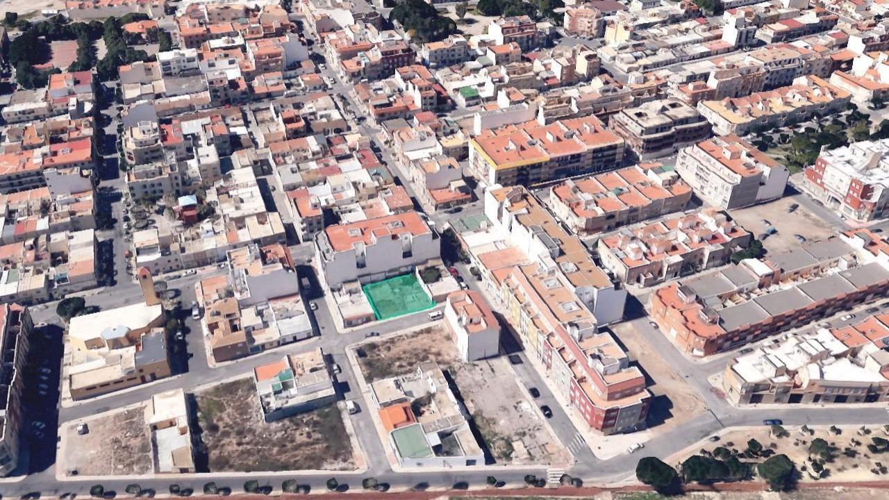 Terrain dans El Ejido, Almería à vendre Photo principale– Image 1 sur 11