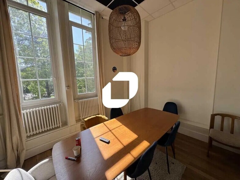 Bureau dans Antony à louer - Photo de l’immeuble – Image 3 sur 11