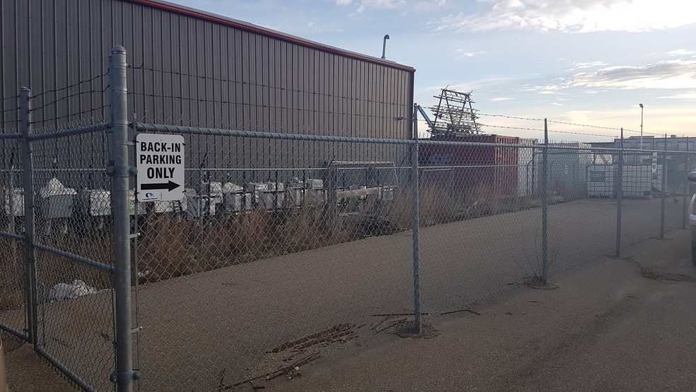 7471 Edgar Industrial Bnd, Red Deer, AB à louer - Photo de l’immeuble – Image 2 sur 42