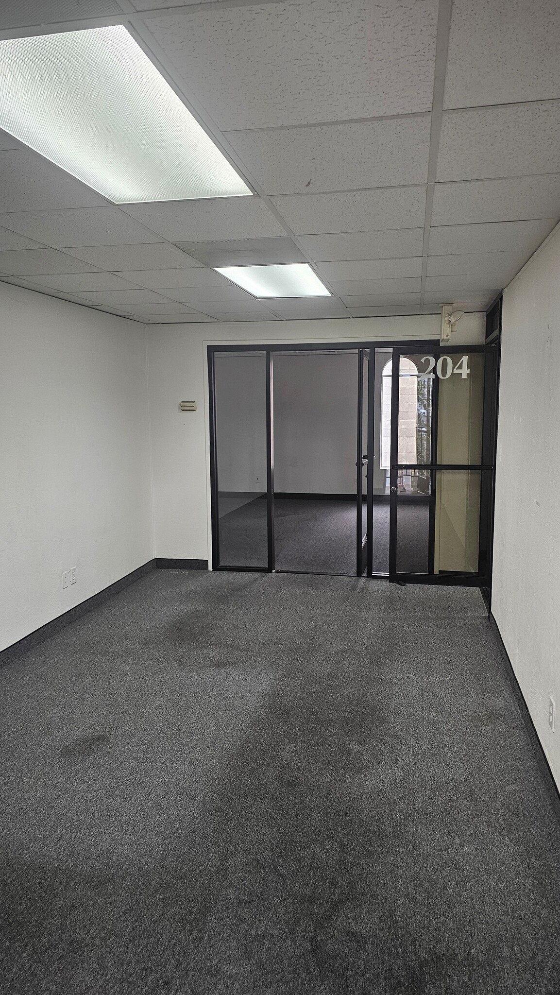 3160 S Valley View Blvd, Las Vegas, NV à louer Photo intérieure– Image 1 sur 18