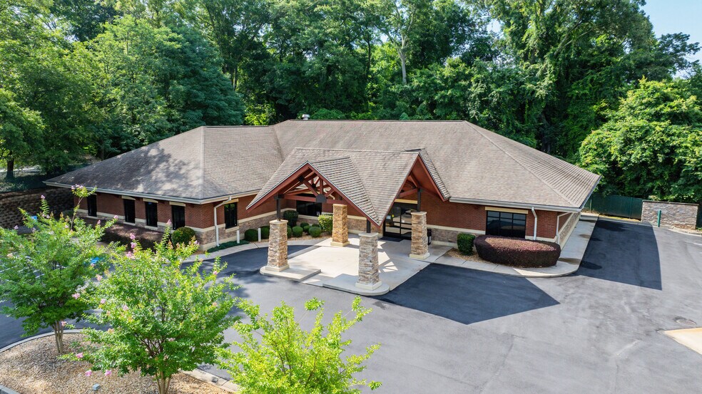220 Rock St, Griffin, GA à vendre - Photo de l’immeuble – Image 2 sur 7